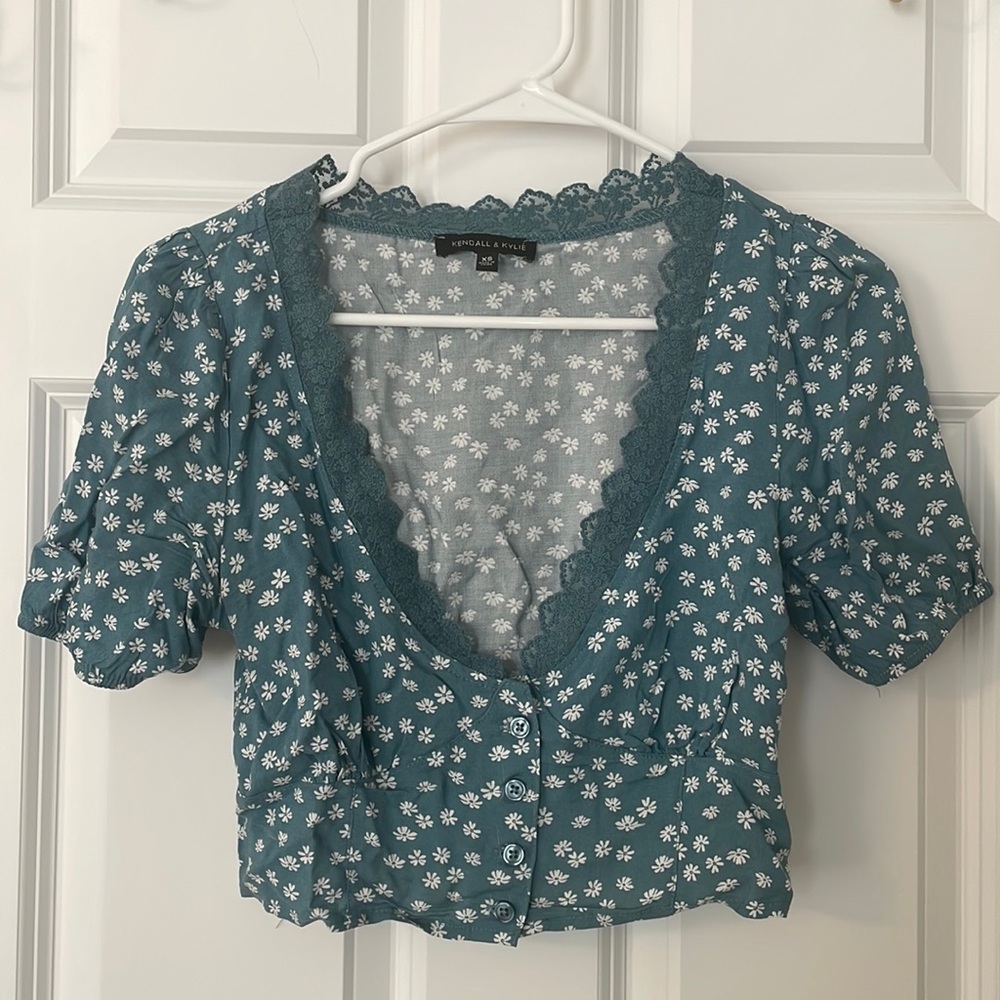Floral top